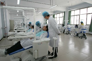 四川省成都市红十字卫生学校的高级护理专业怎么样